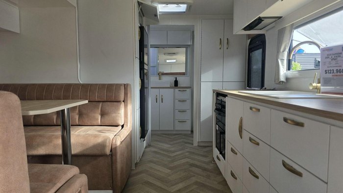 2026 Supreme 2100_R_K1e2sl_T Spirit 2100