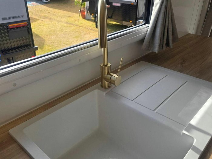 2026 Supreme 2100_R_K1e2sl_T Spirit 2100