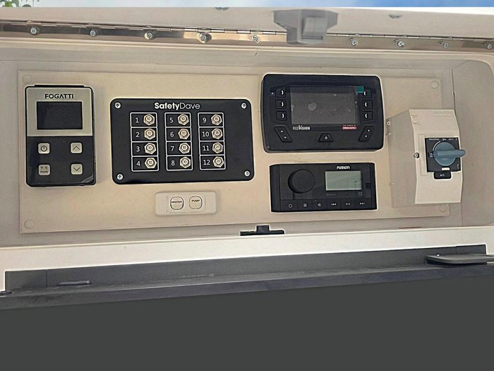 2026 Supreme 2100_R_K1e2sl_T Spirit 2100