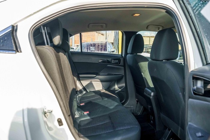 2024 Mitsubishi Eclipse Cross ES