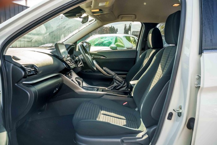 2024 Mitsubishi Eclipse Cross ES