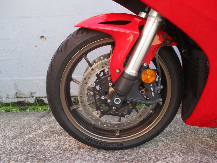 2017 Honda VFR800F ABS RED