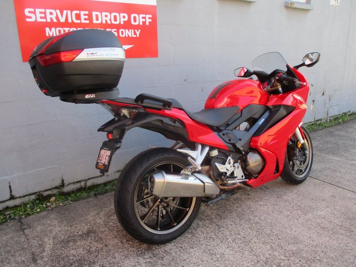 2017 Honda VFR800F ABS RED