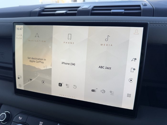 2025 Land Rover Defender 110 D350 X-Dynamic SE