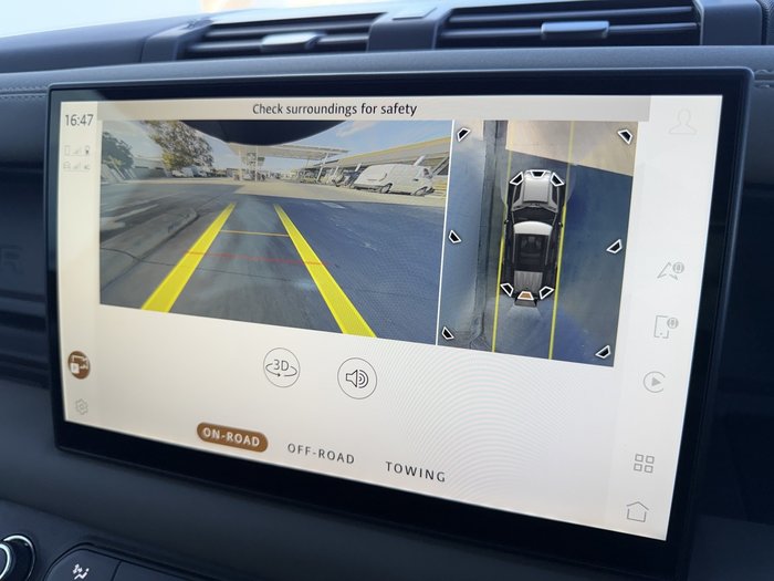 2025 Land Rover Defender 110 D350 X-Dynamic SE