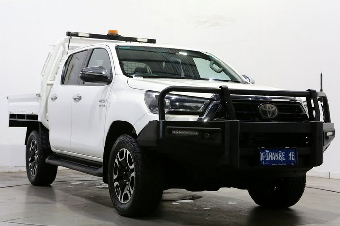 2021 Toyota Hilux SR5