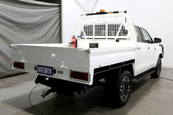 2021 Toyota Hilux SR5
