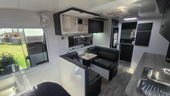 2026 Essential Caravans Ranger 196R 19'6