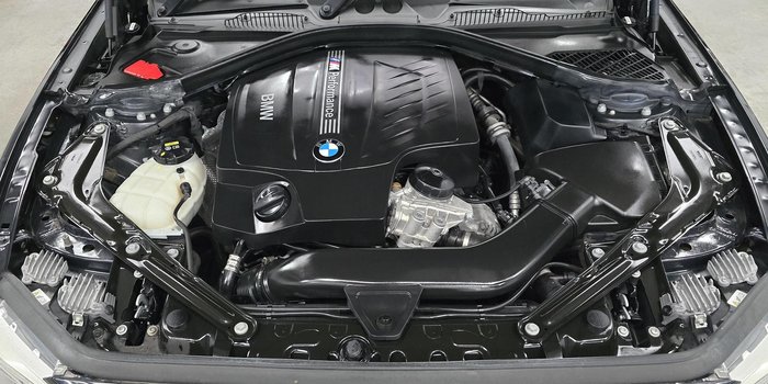 2016 BMW 2 Series M235i Black Sapphire