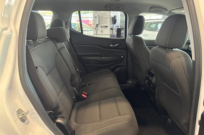 2019 Holden Acadia LT