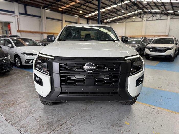 2026 Nissan Navara ST