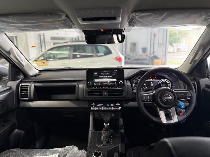 2026 Nissan Navara ST