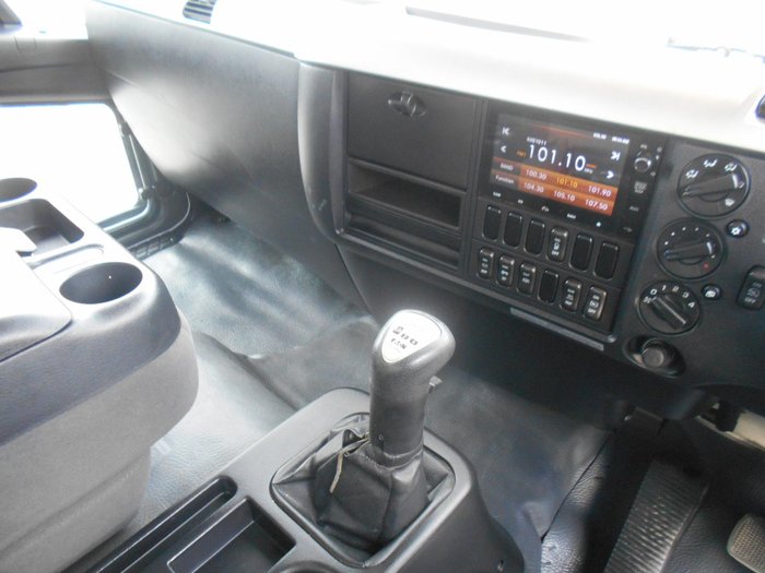 2021 Fuso Fighter 2427 WHITE