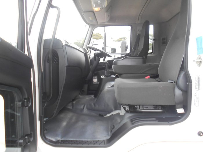 2021 Fuso Fighter 2427 WHITE