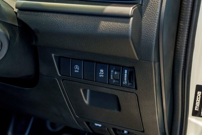 2025 Mazda BT-50 XT