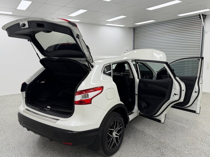 2017 Nissan QASHQAI ST J11 Series 2 Ivory Pearl