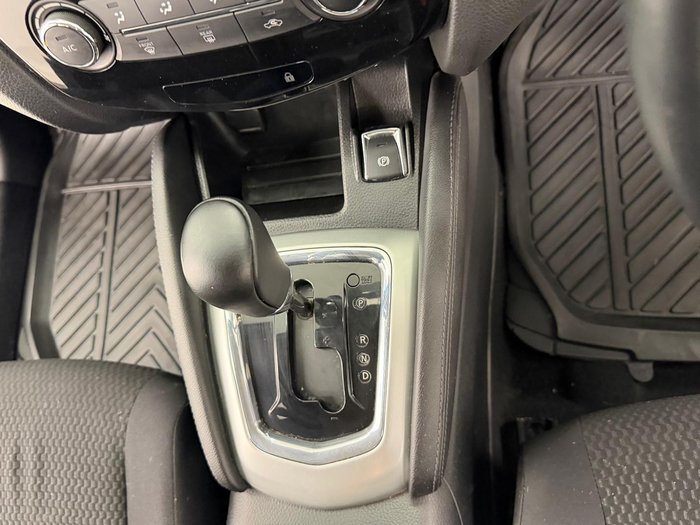 2017 Nissan QASHQAI ST J11 Series 2 Ivory Pearl