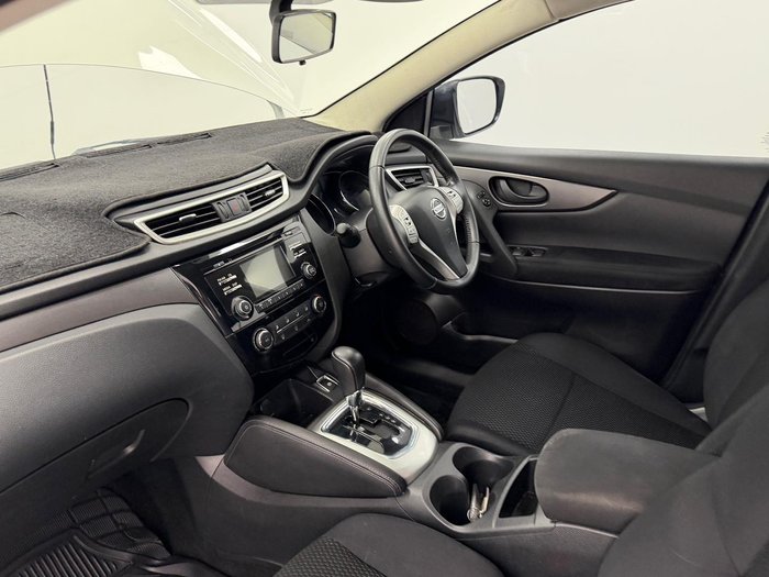 2017 Nissan QASHQAI ST J11 Series 2 Ivory Pearl