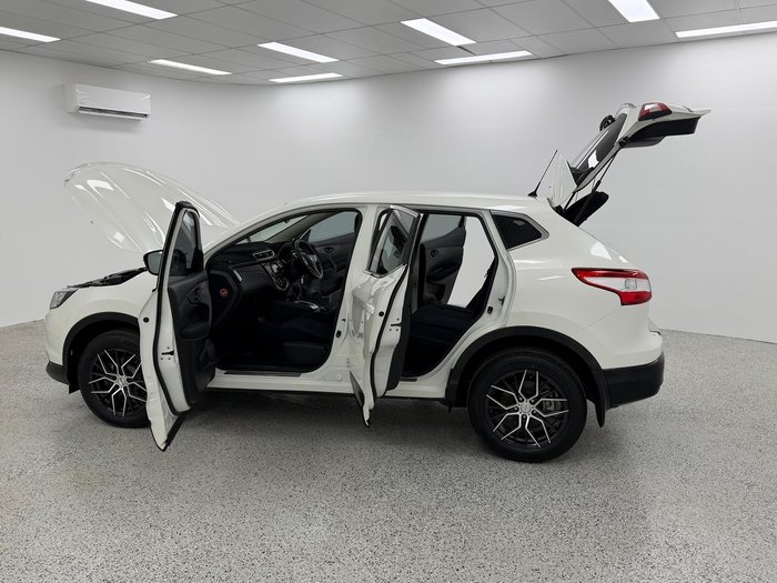 2017 Nissan QASHQAI ST J11 Series 2 Ivory Pearl