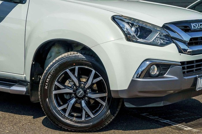 2021 Isuzu MU-X LS-T