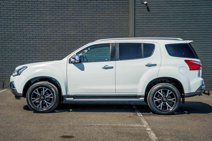 2021 Isuzu MU-X LS-T