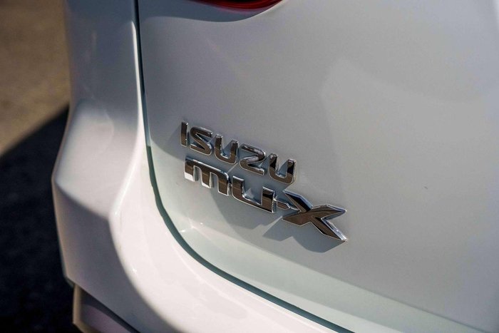 2021 Isuzu MU-X LS-T