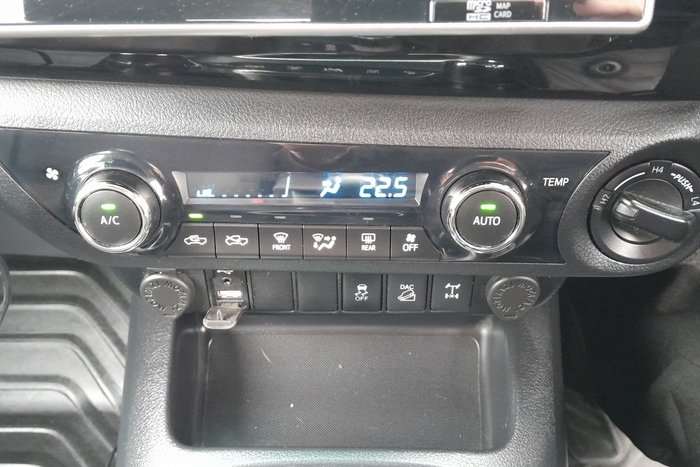 2019 Toyota Hilux SR5 GUN126R 4X4 Dual Range Glacier White