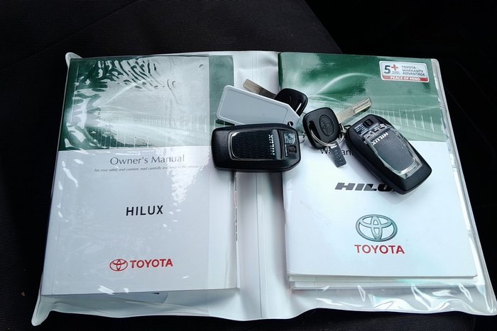 2019 Toyota Hilux SR5 GUN126R 4X4 Dual Range Glacier White