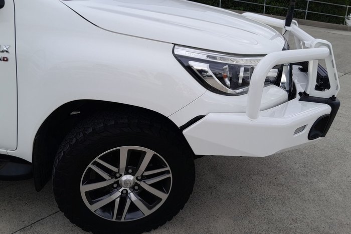 2019 Toyota Hilux SR5 GUN126R 4X4 Dual Range Glacier White