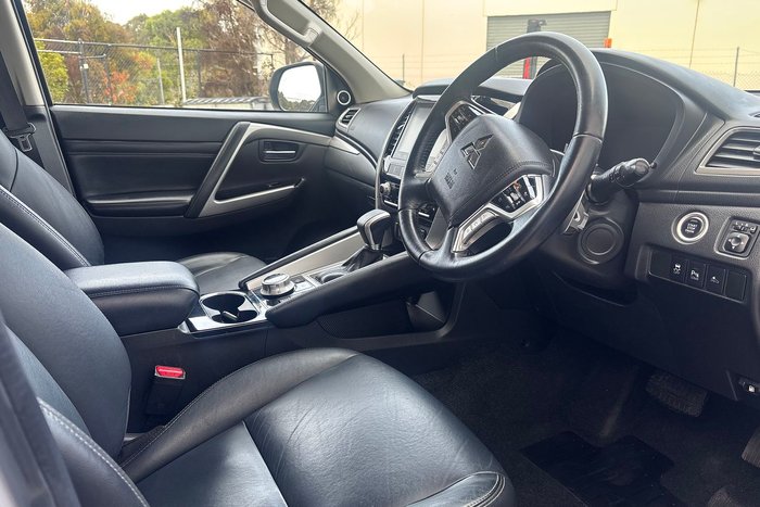 2020 Mitsubishi Pajero Sport Exceed