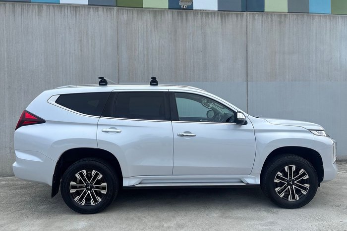 2020 Mitsubishi Pajero Sport Exceed
