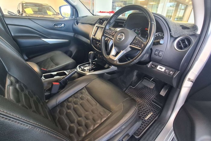 2021 Nissan Navara ST-X