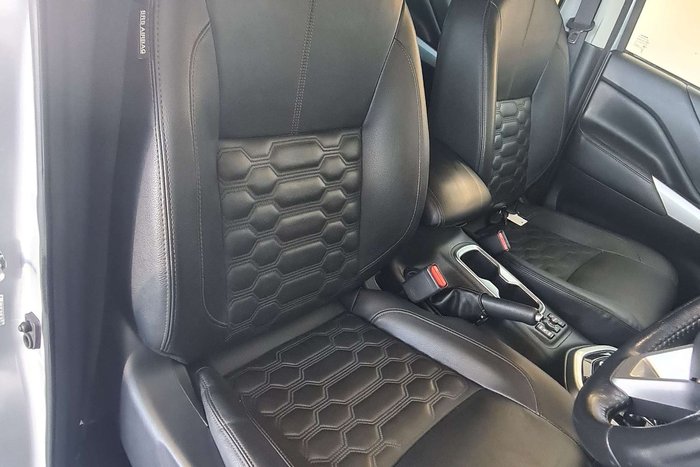 2021 Nissan Navara ST-X