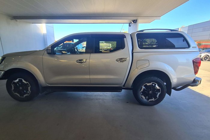 2021 Nissan Navara ST-X