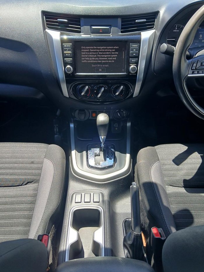 2021 Nissan Navara SL