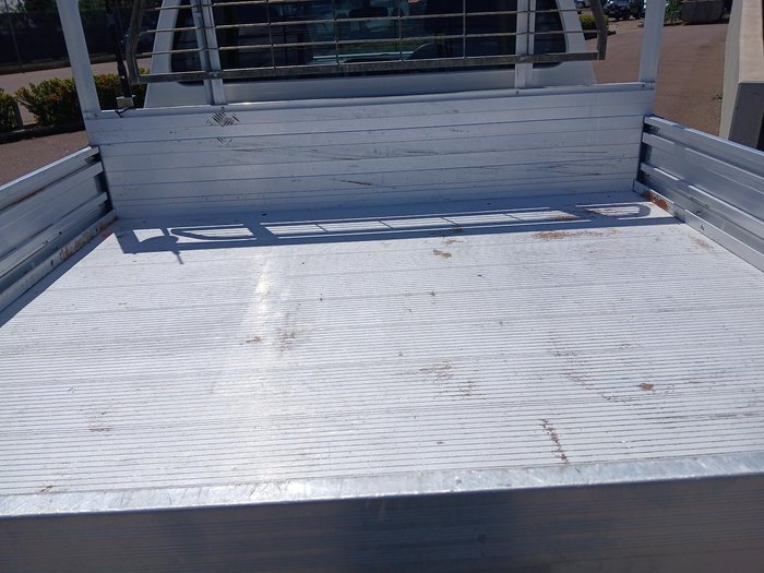 2021 Nissan Navara SL