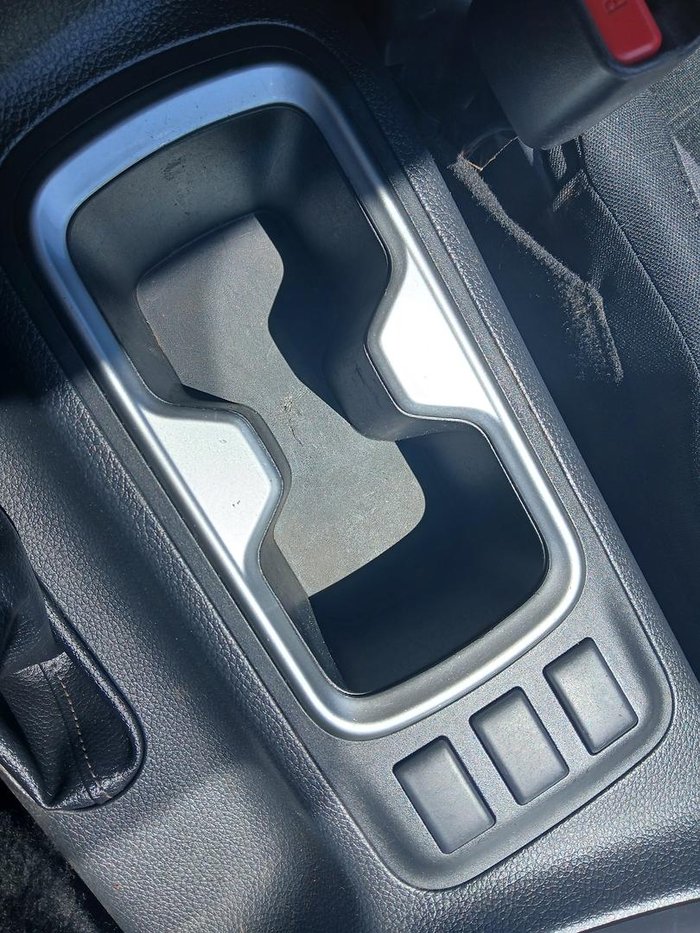 2021 Nissan Navara SL