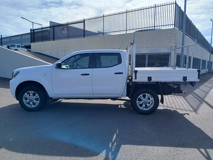 2021 Nissan Navara SL