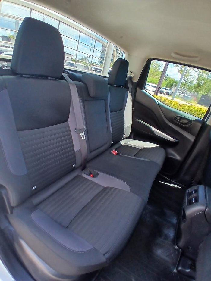 2021 Nissan Navara SL