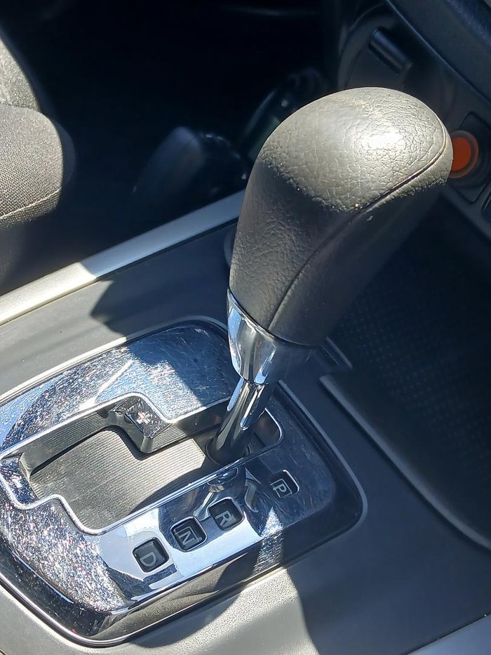 2021 Nissan Navara SL