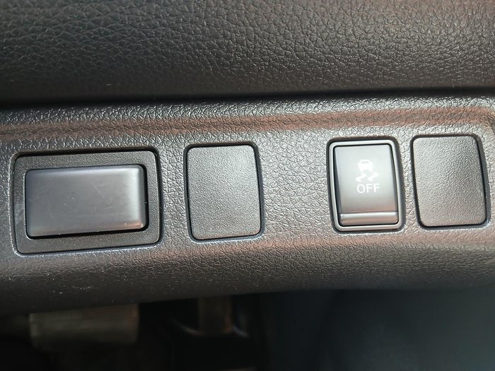 2021 Nissan Navara SL