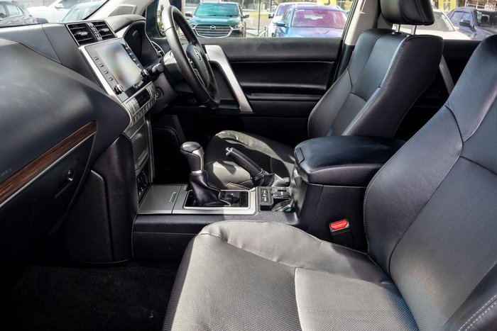 2021 Toyota Landcruiser Prado VX