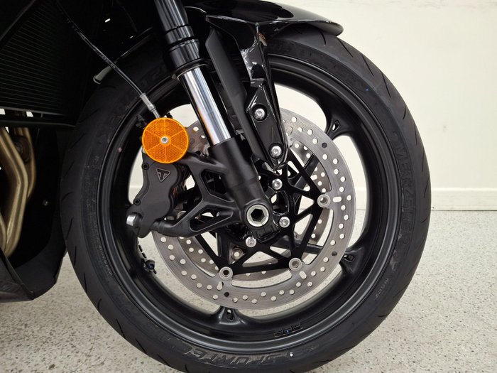 2026 Triumph DAYTONA 660 (LAMS) Black