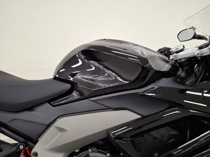 2026 Triumph DAYTONA 660 (LAMS) Black