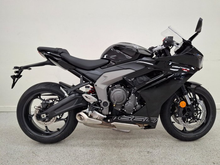 2026 Triumph DAYTONA 660 (LAMS) Black