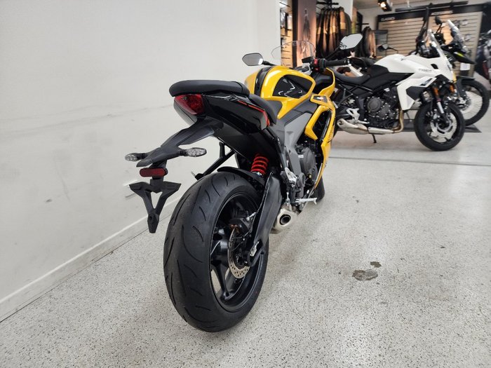 2026 Triumph DAYTONA 660 (LAMS) Yellow/Black