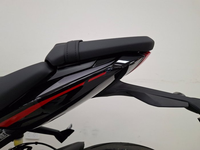 2026 Triumph DAYTONA 660 (LAMS) SILVER