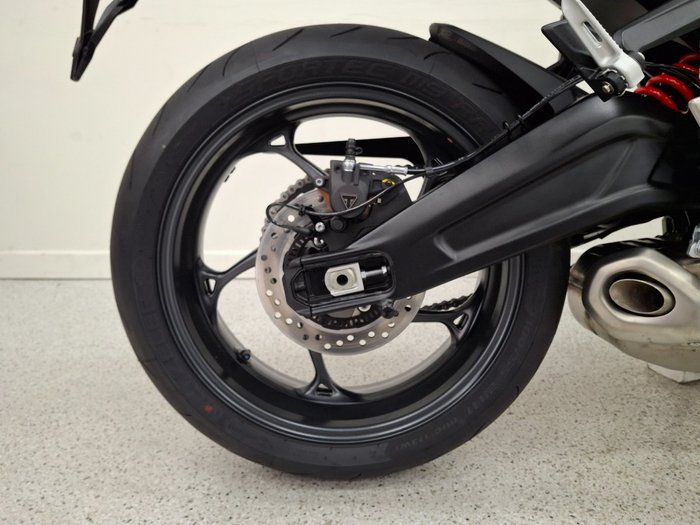 2026 Triumph DAYTONA 660 (LAMS) SILVER