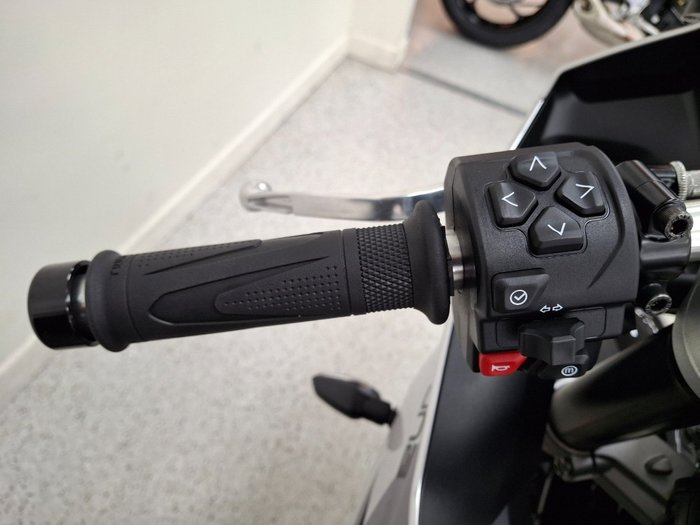 2026 Triumph DAYTONA 660 (LAMS) SILVER