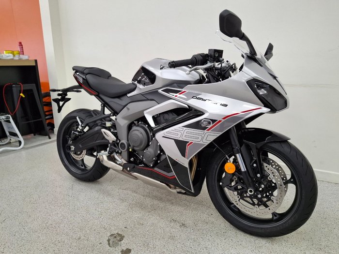 2026 Triumph DAYTONA 660 (LAMS) SILVER